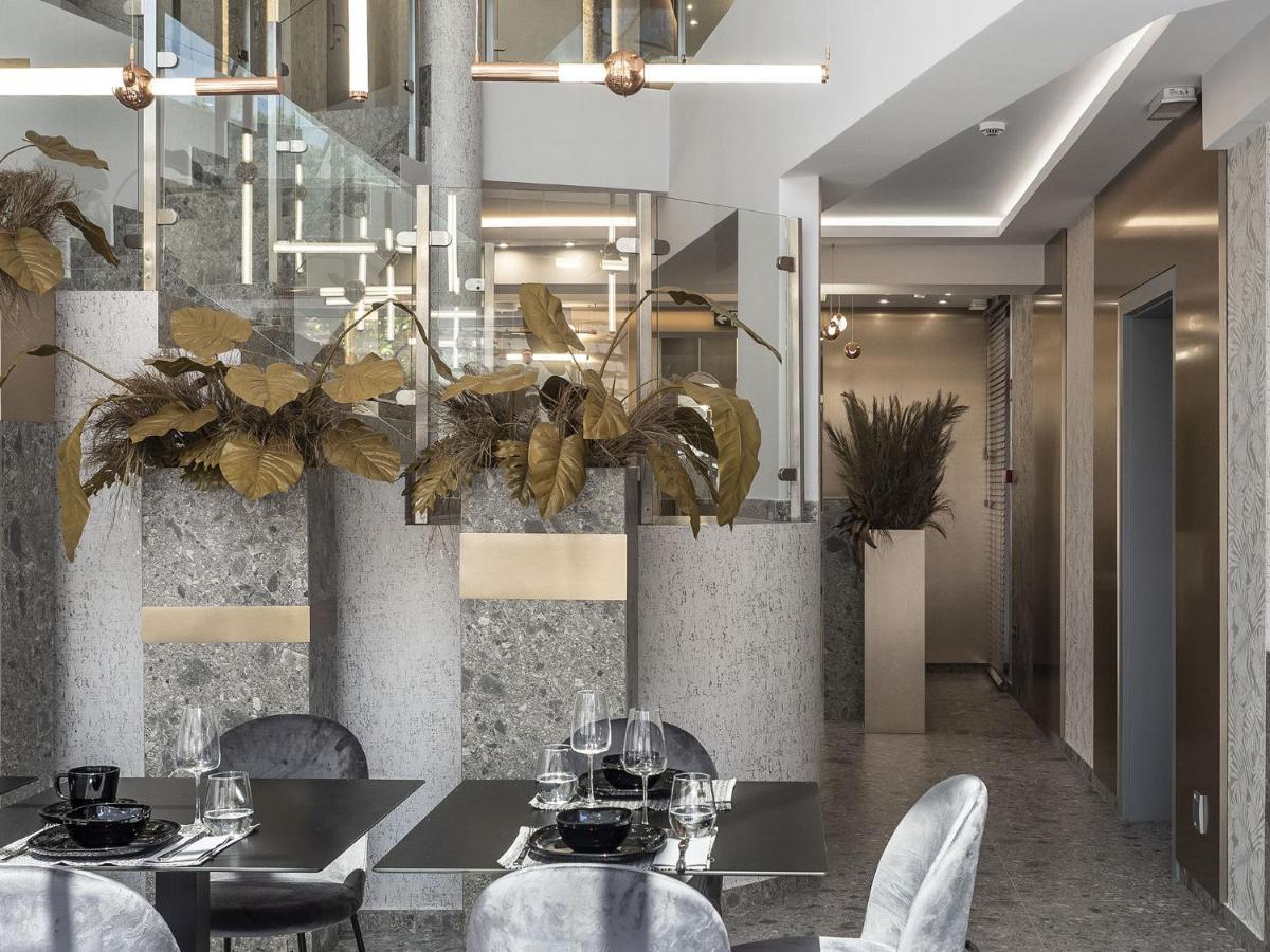 Hotel Bestseller Kecskemet Ngoại thất bức ảnh